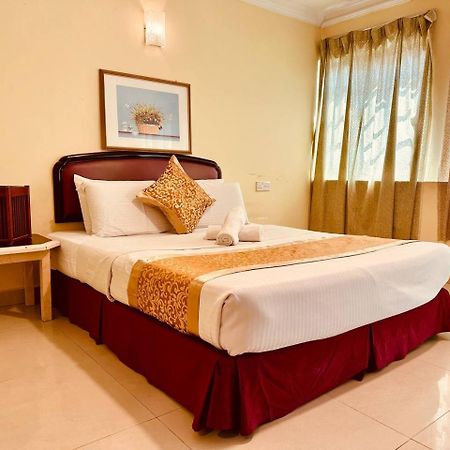 Carlton Hotel Seremban - Next To Terminal Bus Station 外观 照片